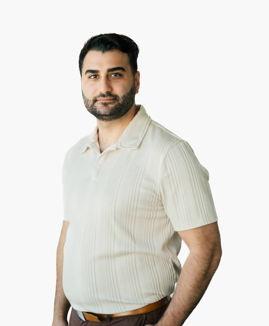 Hassan Hourani traditional pose
